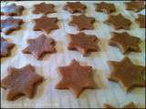 Zimtsterne - petits biscuits alsaciens de Noël à la cannelle
