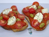Bruschetta de mozzarella à la crème de poivrons