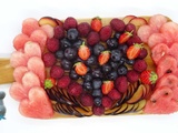 Planche de fruits rouges d'été