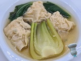 Soupe au poulet et au wonton