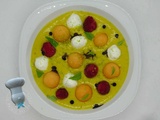 Soupe melon et framboises au citron vert, basilic et mozza