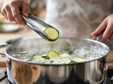 Cuire courgette à l’eau : la méthode rapide pour une texture parfaite