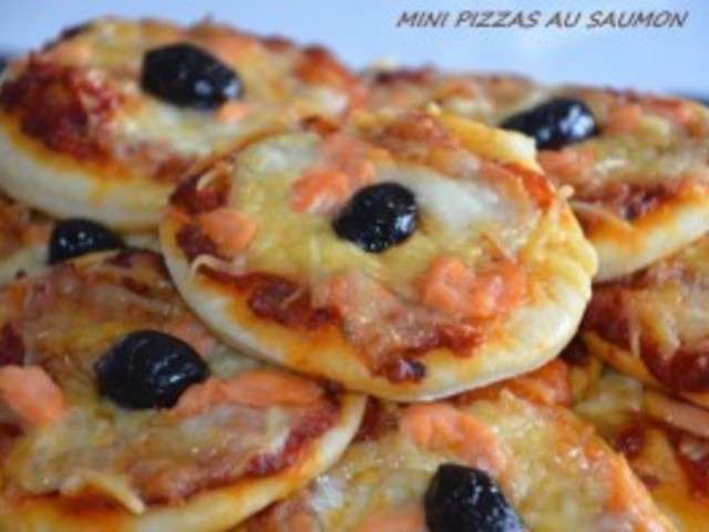 pizza rapide (à la pâte magique) - Le Sucré Salé d'Oum Souhaib