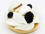 Pavlova Fruits Noirs par Ladurée