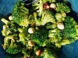Salade de brocolis aux noisettes