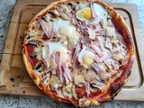 Pizza champignons jambon et oeufs