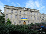 Puy-en-velay (43) - Le jardin éphémère s'installe devant l'Hôtel de Ville