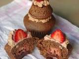 Cupcake fondant au chocolat et à la fraise