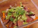 Japonaise : salade de boeuf grillé, carotte, radis blanc, céleri