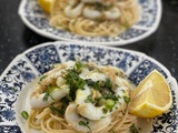 Anneaux de calamars à l’ail et spaghetti