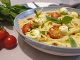 Salade de pates au Pesto , Tomates cerises et mozzarella Recette Italienne