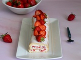 Roulé aux fraises façon fraisier