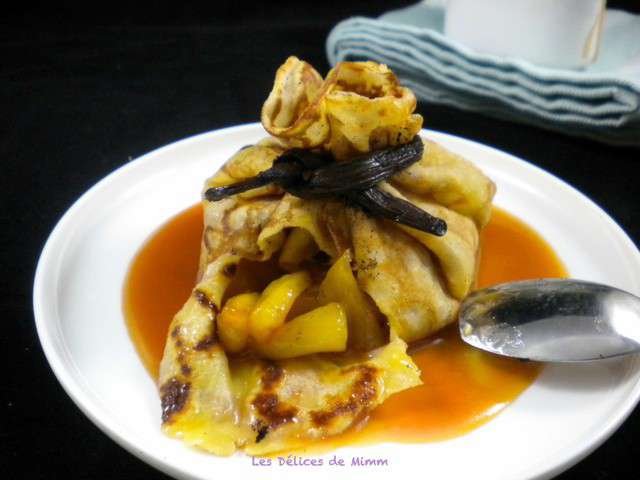 Chandeleur : Recette des crêpes dentelles fourrées aux fruits et beurre  salé en caramel