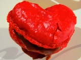 The red » macaron aux noisettes » of love