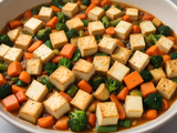 Légumes et tofu rôtis au four