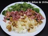 Salade aux poires, lardons, feta et noix