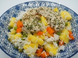 Salade de riz, poulet et ananas