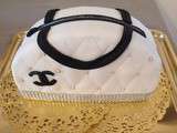 Gâteau en forme de sac chanel