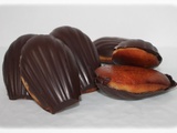 Madeleines yaourt en coques de chocolat