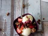 Frozen yogurt aux fraises & muesi