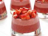 Verrines aux fraises, yogourt et érable