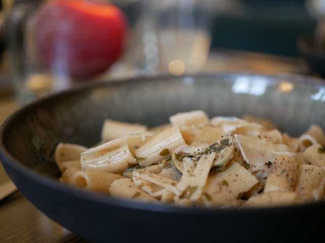 Penne aux brocolis croquants et pétales de parmesan : Découvrez nos recettes