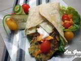 Wrap galettes de courgettes, crevettes et crudités