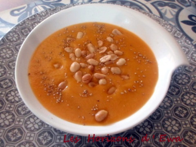 Soupe-repas asiatique aux arachides - Les recettes de Caty