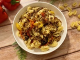Penne au poivron, origan et olives noires