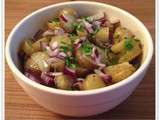Salade de pommes de terre aux oignons rouges