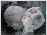 Petite glace au yaourt à la fraise