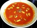 Soupe de tomate au curry et aux moules
