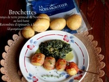 Brochettes de pommes de terre primeur de Noirmoutier au lard fumé et retombée d'épinards à la crème