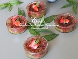 Crumble rhubarbe, fraises et spéculoos