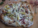 Pizza blanche aux asperges et gorgonzola + un petit sentiment de vacances à 3 kilomètres de la maison