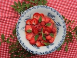 Salade de fraises aux agrumes et fleurs d'oranger