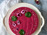 Cheesecake à la betterave et aux framboises