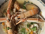 ✨ Bouillon de langoustines, brunoise sautée au wok & vermicelles de riz