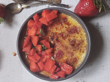 Crèmes brûlées à la fraise et basilic
