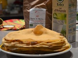 Crêpes au lait d’amande – la version légère et sans lactose pour la Chandeleur