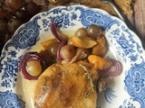 Cuisses de canard confites aux saveurs d'automne : raisins, pommes et oignons rouges