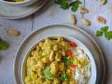 Curry Végétarien de Chou-Fleur et Pois Chiches au Lait de Coco