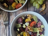Salade de betterave, céleri branche, tomates cerises, raisin, noix & magret séché