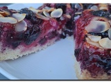 Focaccia aux fruits rouges