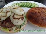 Hamburgers César garnis d'oignons grillés