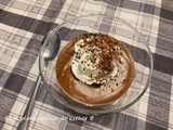 Mousse au chocolat noir et à la fleur de sel