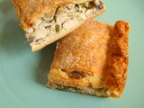 Kotopita du Pélion ou tourte grecque de poulet aux champignons, poireaux et fromages