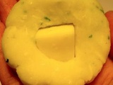 Boulettes de purée de pomme de terre farcies au fromage