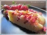 Gâteau à la rhubarbe et aux fraises