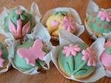 Cupcakes du printemps à la pâte à sucre